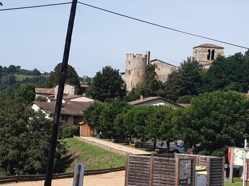 Gite De Sauviat 25 Chemin Du Grand Pacher Le Bourg De Sauviat 63120 Kültér fotó